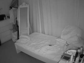 voyeurcam-julmodels-reallife-3