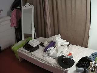 voyeurcam-julmodels-reallife-3