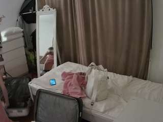 voyeurcam-julmodels-reallife-3