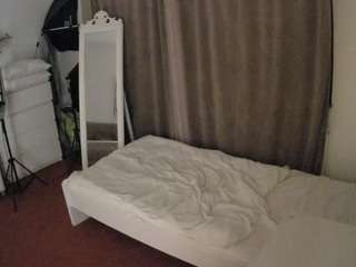 voyeurcam-julmodels-reallife-3 Thumb Image