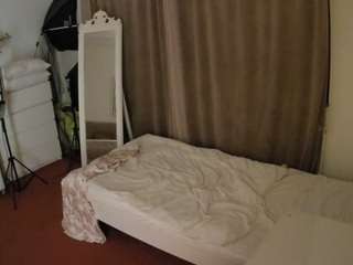 voyeurcam-julmodels-reallife-3