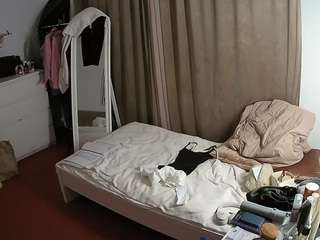 voyeurcam-julmodels-reallife-3