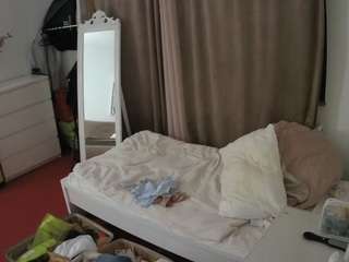 voyeurcam-julmodels-reallife-3