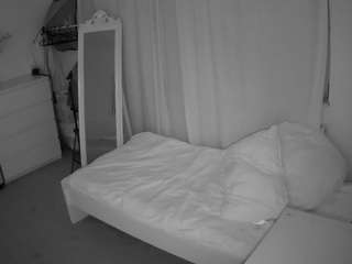 voyeurcam-julmodels-reallife-3