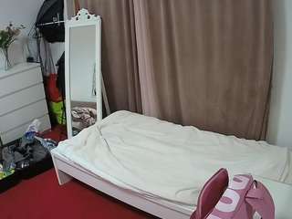 voyeurcam-julmodels-reallife-3