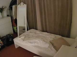 voyeurcam-julmodels-reallife-3