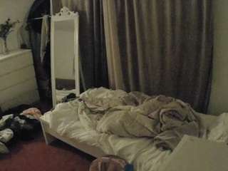 voyeurcam-julmodels-reallife-3