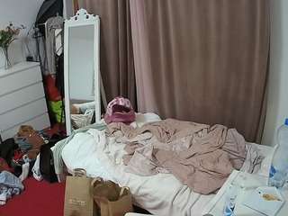 voyeurcam-julmodels-reallife-3