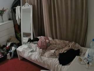 voyeurcam-julmodels-reallife-3