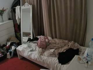 voyeurcam-julmodels-reallife-3