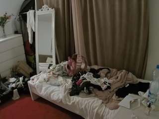 voyeurcam-julmodels-reallife-3