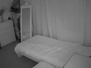 voyeurcam-julmodels-reallife-3