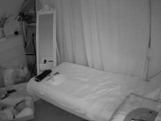 voyeurcam-julmodels-reallife-3