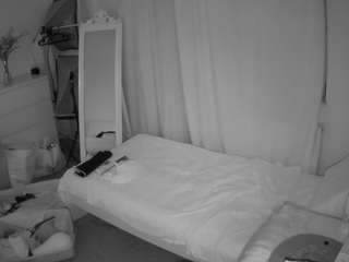 voyeurcam-julmodels-reallife-3