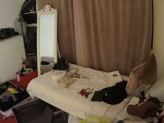 voyeurcam-julmodels-reallife-3