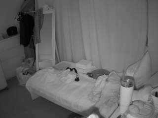voyeurcam-julmodels-reallife-3 webcam model