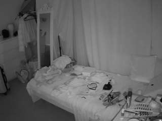voyeurcam-julmodels-reallife-3 webcam model