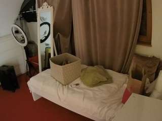 voyeurcam-julmodels-reallife-3
