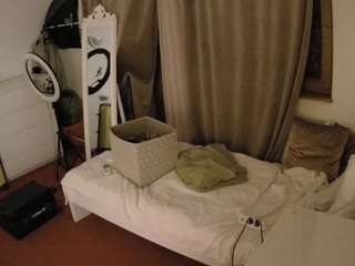 voyeurcam-julmodels-reallife-3