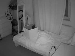 voyeurcam-julmodels-reallife-3 camsoda