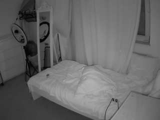 voyeurcam-julmodels-reallife-3 camsoda