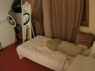 voyeurcam-julmodels-reallife-3