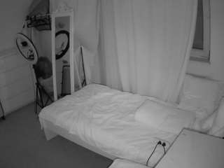 voyeurcam-julmodels-reallife-3 camsoda