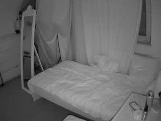 voyeurcam-julmodels-reallife-3 camsoda