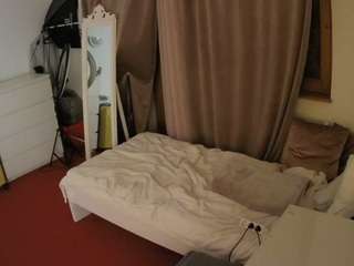 voyeurcam-julmodels-reallife-3