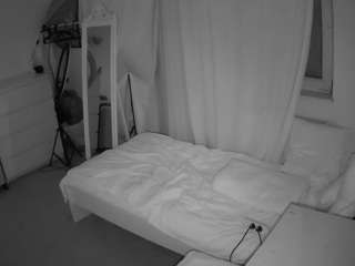 voyeurcam-julmodels-reallife-3 camsoda