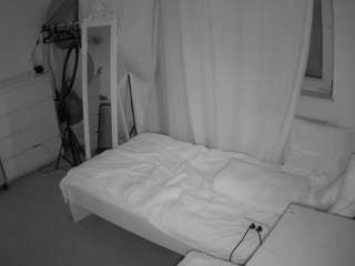 voyeurcam-julmodels-reallife-3 camsoda