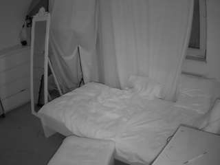 voyeurcam-julmodels-reallife-3 webcam model