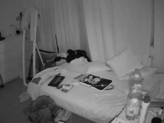 Live Sex Chat with Julmodels Bedroom-E3 (@voyeurcam-julmodels-reallife-3)