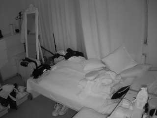 voyeurcam-julmod... Live Webcam on CamSoda