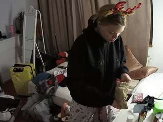 voyeurcam-julmodels-reallife-3