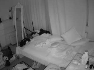 voyeurcam-julmod... Live Webcam on CamSoda