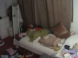 voyeurcam-julmodels-reallife-3