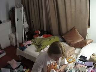 voyeurcam-julmodels-reallife-3