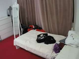 voyeurcam-julmodels-reallife-3