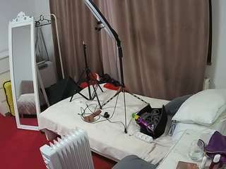 voyeurcam-julmodels-reallife-3