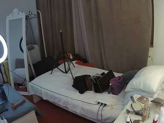 voyeurcam-julmodels-reallife-3