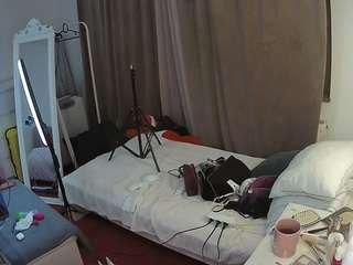 voyeurcam-julmodels-reallife-3