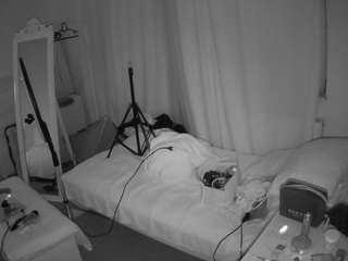 voyeurcam-julmodels-reallife-3