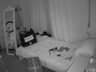 voyeurcam-julmodels-reallife-3