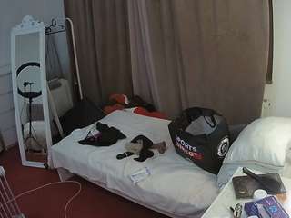 voyeurcam-julmod... Live Webcam on CamSoda