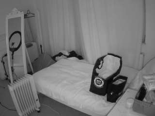 voyeurcam-julmodels-reallife-3