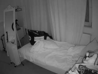 voyeurcam-julmodels-reallife-3's CamSoda show and profile