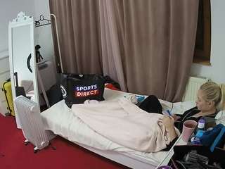 voyeurcam-julmodels-reallife-3