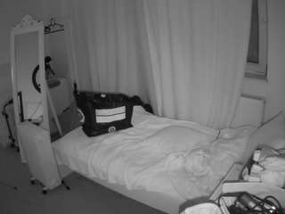 voyeurcam-julmodels-reallife-3 webcam