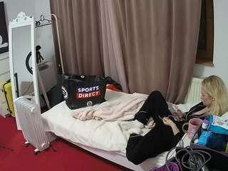 voyeurcam-julmodels-reallife-3